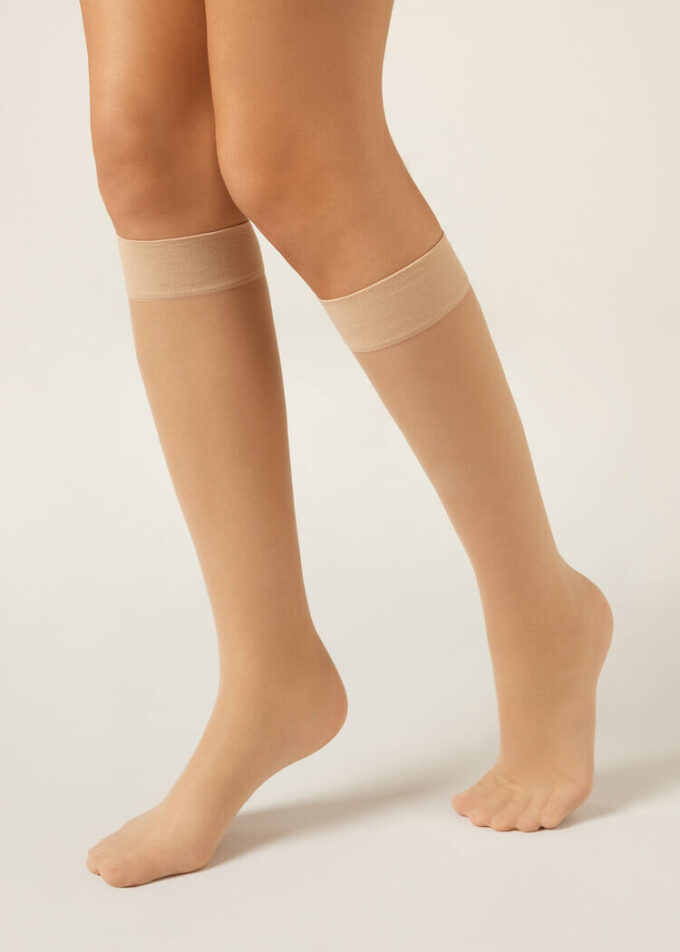 Ciorapi până la genunchi Comfort Cuff de 20 denari Ciorapi până la genunchi Comfort Cuff de 20 denari