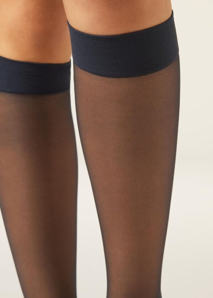 Ciorapi până la genunchi Comfort Cuff de 20 denari Ciorapi până la genunchi Comfort Cuff de 20 denari