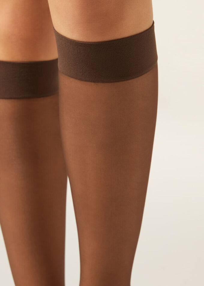 Ciorapi până la genunchi Comfort Cuff de 20 denari Ciorapi până la genunchi Comfort Cuff de 20 denari