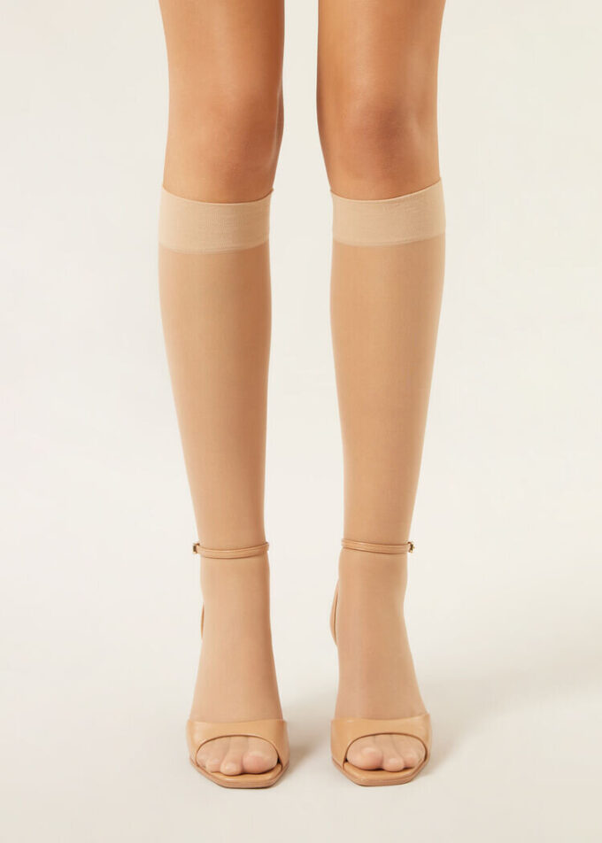 Ciorapi până la genunchi Comfort Cuff de 20 denari Ciorapi până la genunchi Comfort Cuff de 20 denari