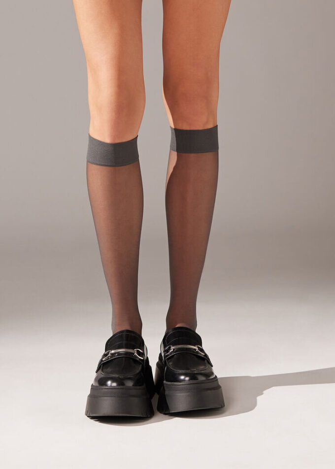 Ciorapi până la genunchi Comfort Cuff de 20 denari Ciorapi până la genunchi Comfort Cuff de 20 denari
