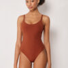 Costum de baie clasic dintr-o singură piesă, croială premium Costum de baie clasic dintr-o singură piesă, croială premium