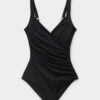 Costum de baie întreg, cu efect de slăbire, drapaj elegant Costum de baie întreg, cu efect de slăbire, drapaj elegant