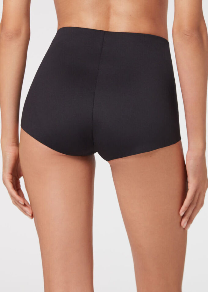 Pantaloni culottes elastici, cu textură moale