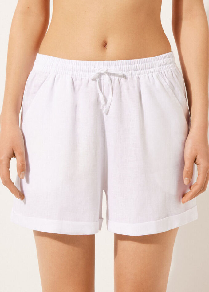 Pantaloni scurți din in și viscoză Pantaloni scurți din in și viscoză