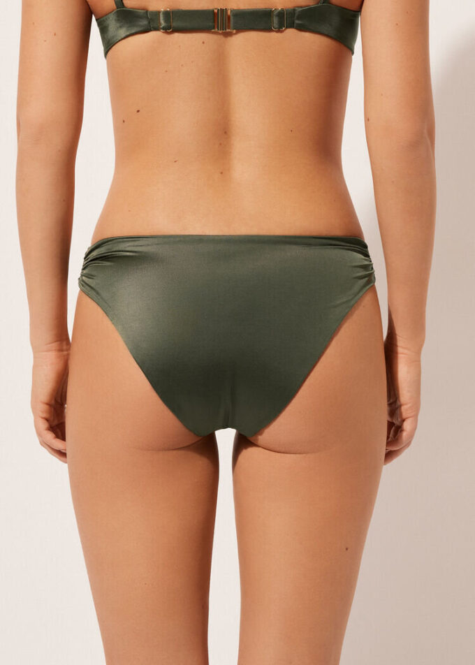 Slip de baie din satin lucios Slip de baie din satin lucios