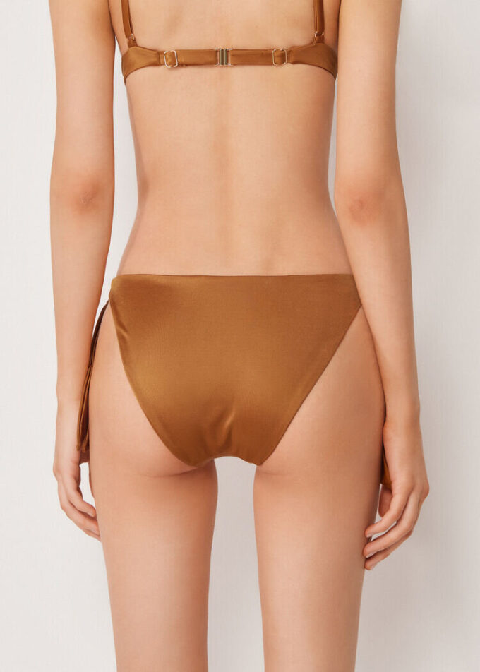 Slip de bikini cu slipuri cu șnur lateral din satin lucios