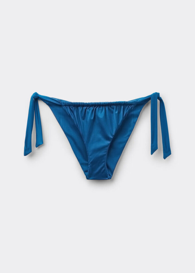 Slip de bikini cu slipuri cu șnur lateral din satin lucios