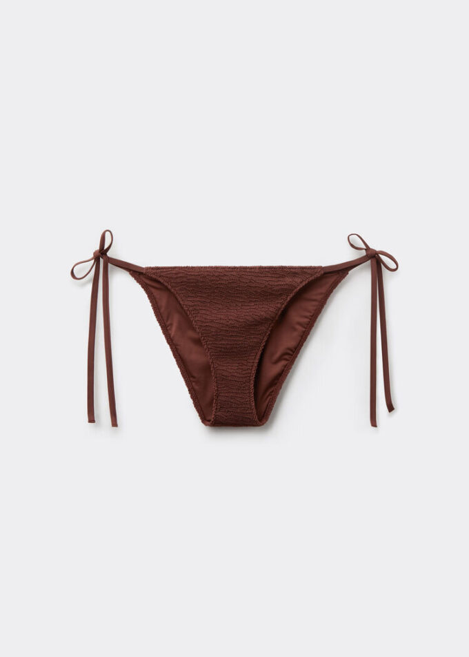 Slip de bikini cu valuri șifonate Slip de bikini cu valuri șifonate