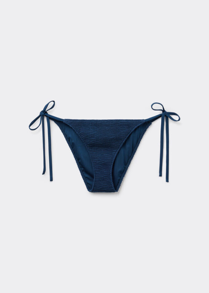 Slip de bikini cu valuri șifonate Slip de bikini cu valuri șifonate