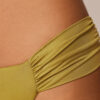 Slipuri braziliene de baie drapate din satin strălucitor Slipuri braziliene de baie drapate din satin strălucitor