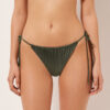 Slipuri de bikini braziliene din satin Slipuri de bikini braziliene din satin
