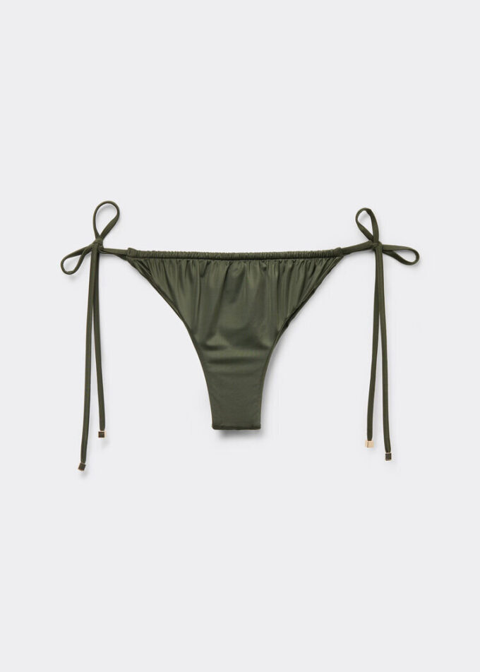 Slipuri de bikini braziliene din satin Slipuri de bikini braziliene din satin