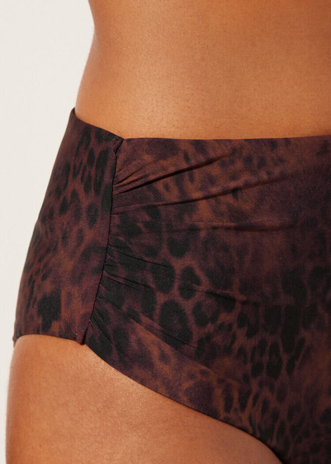 Slipuri de bikini cu talie înaltă, imprimeu animalier închis Slipuri de bikini cu talie înaltă, imprimeu animalier închis