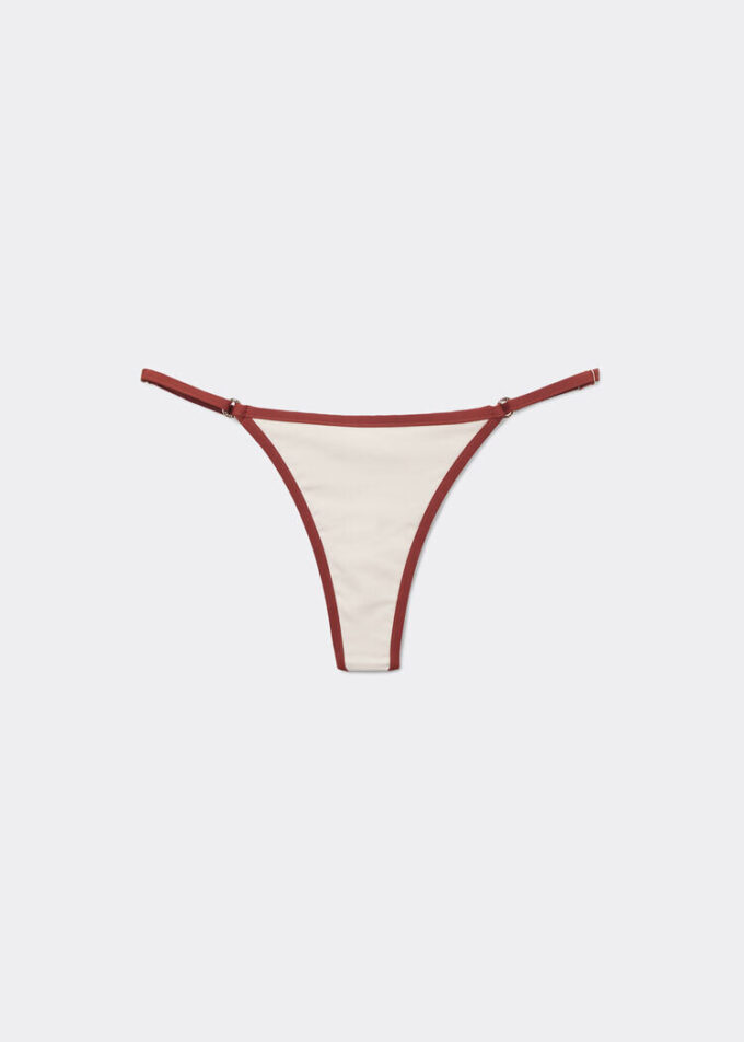 Tanga cu bordură bicoloră Tanga cu bordură bicoloră