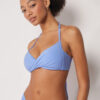 Top de bikini triunghiular cu cupe căptușite, croială premium Top de bikini triunghiular cu cupe căptușite, croială premium